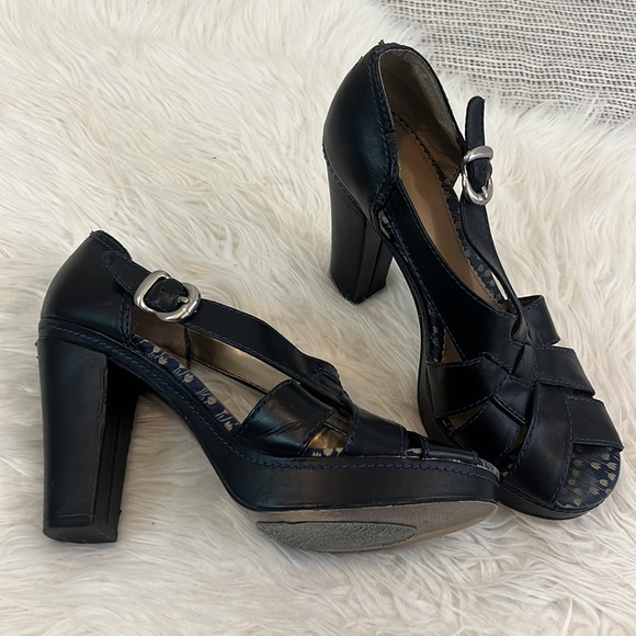 r2 Hudson women’s 9 navy platform 4in heals - Picture 2 of 11